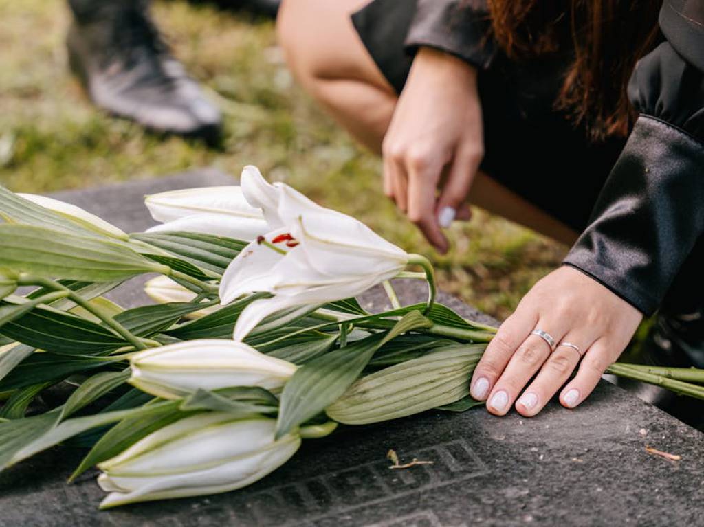 Featured Post Image - Processing the Death of a Family Member Or Loved One